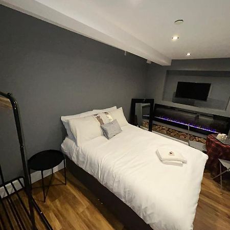 Апартаменти Cosy Double Bed With Fire Place Единбург Екстер'єр фото